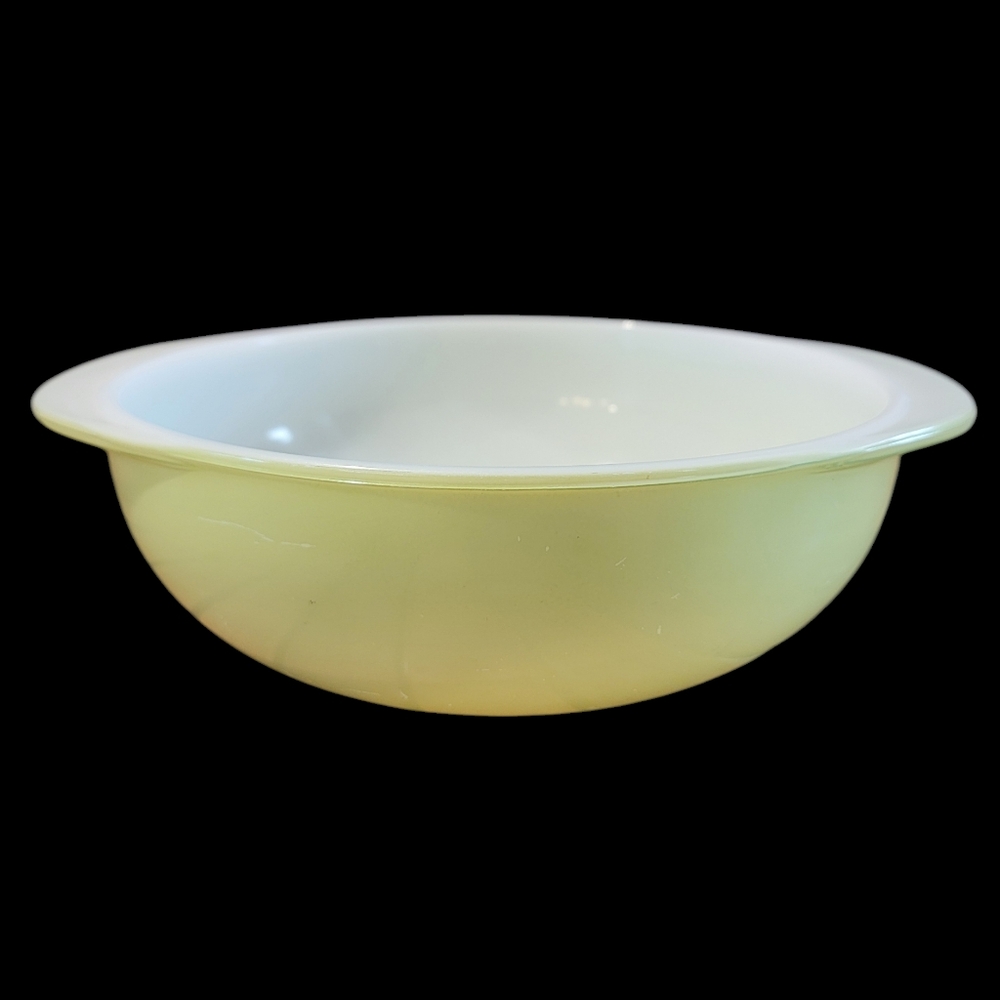 Vintage Pyrex‎ Lime Green Casserole 2 Qt Opalware #024 1952-1955 Colorware